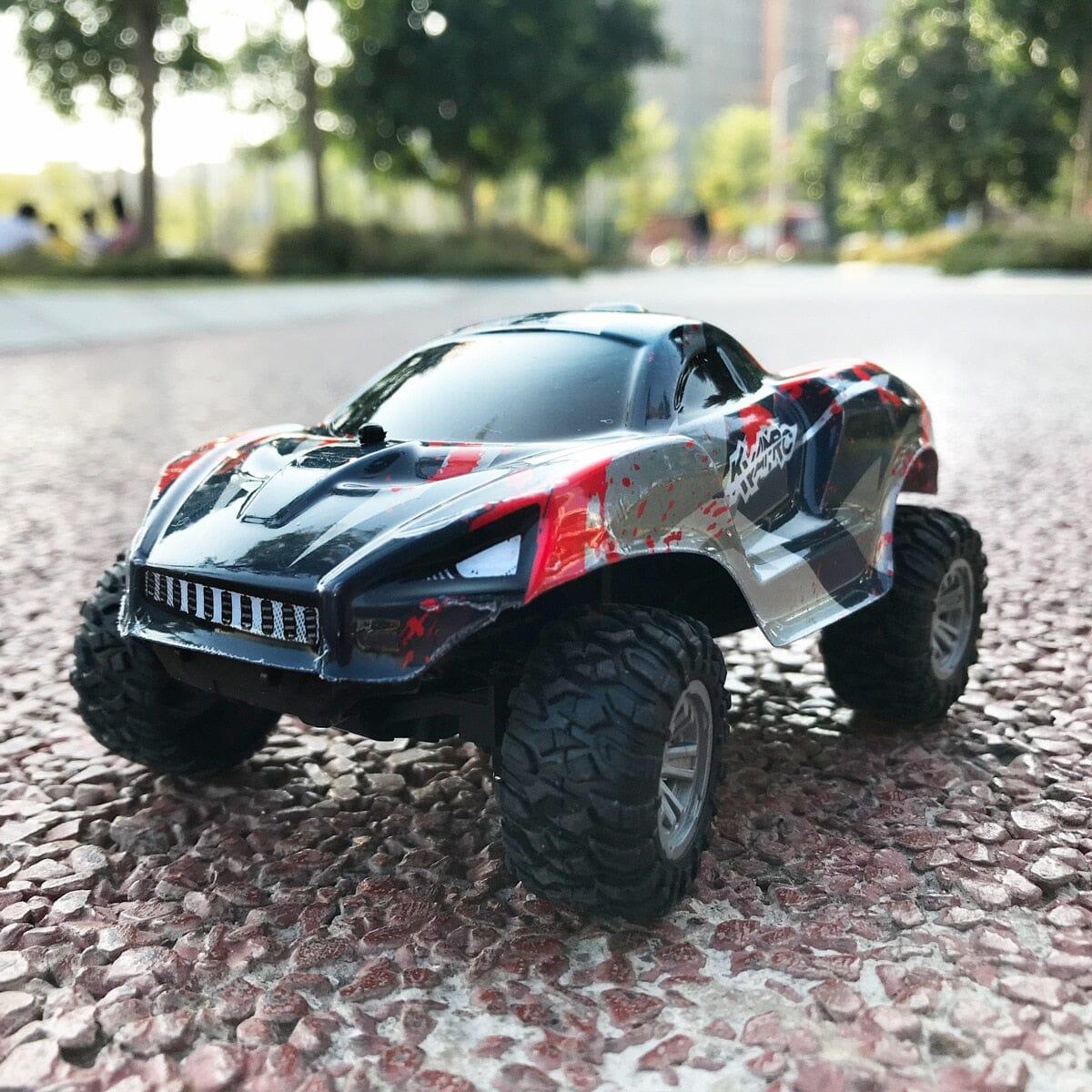 4x4 radiocommandé tout terrain